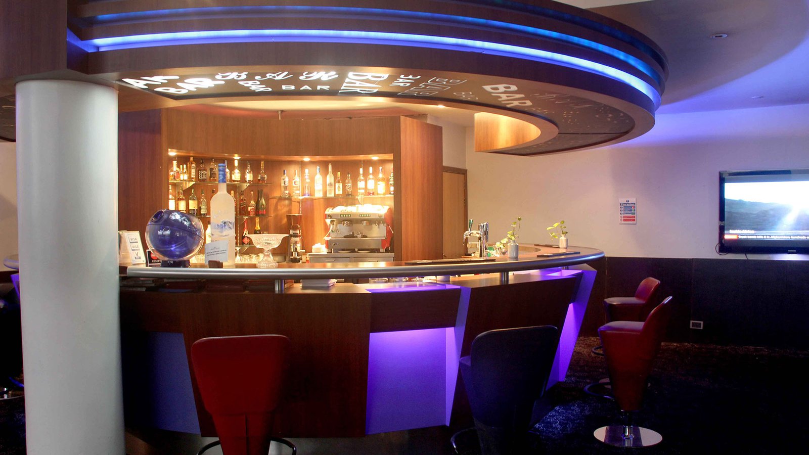 Lobby Bar